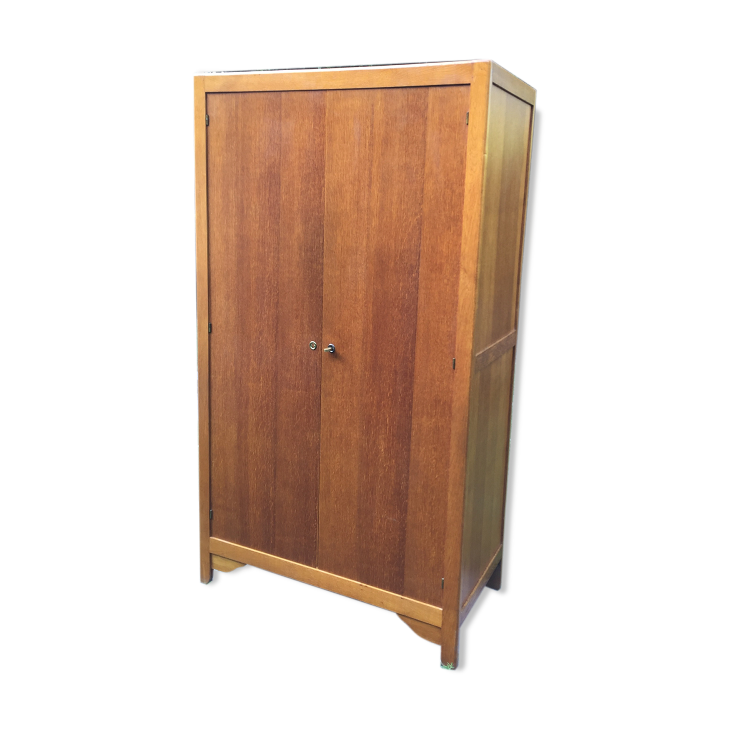 School vintage 1950 in blond oak wardrobe
