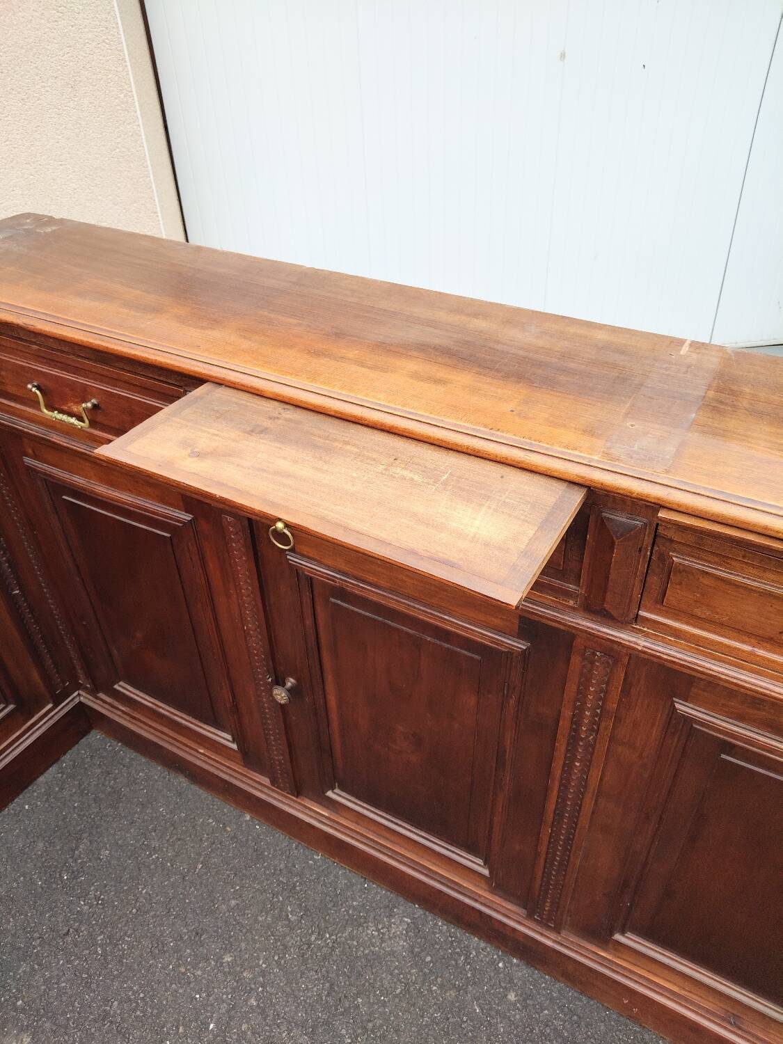 Low library workbench