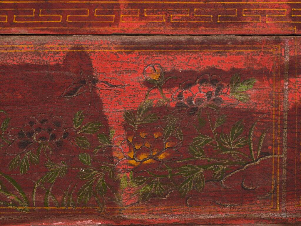Small antique chest with floral patterns (circa 1900) #19