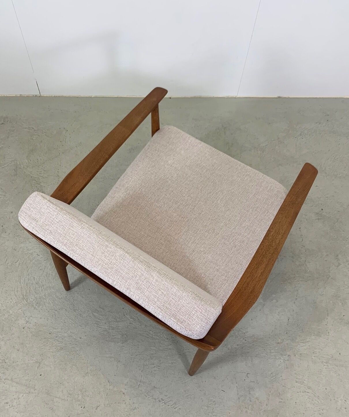 Pair of armhairs by Walter Knoll, 1960