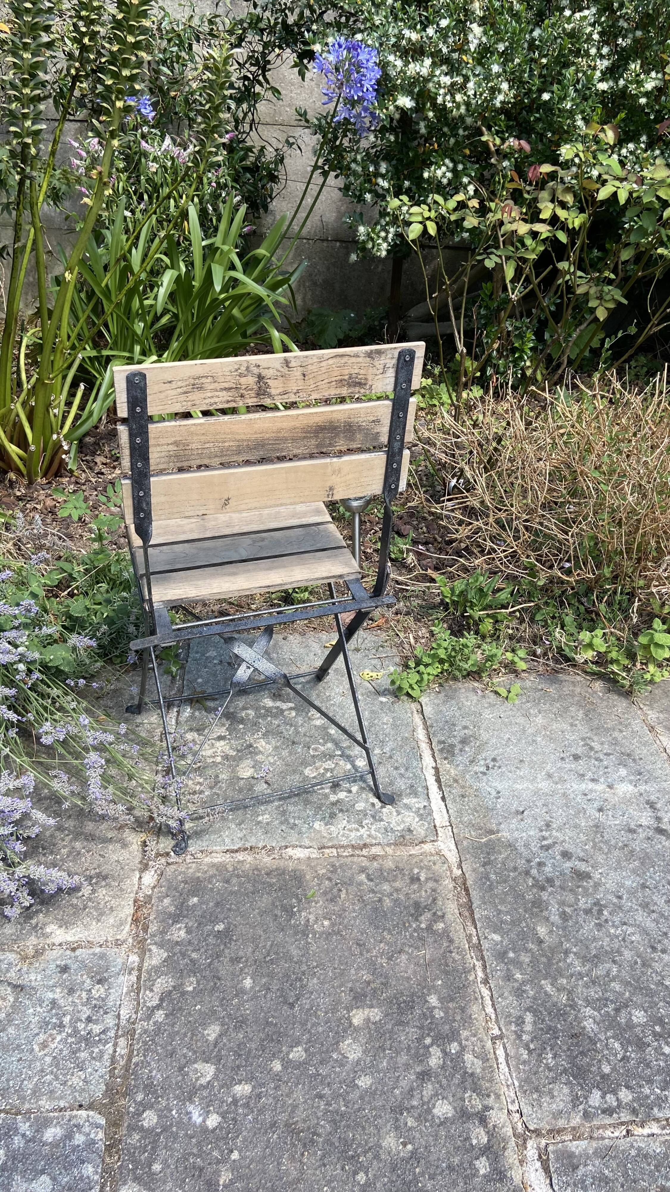 Chaise de jardin pliante bois et fer forgé