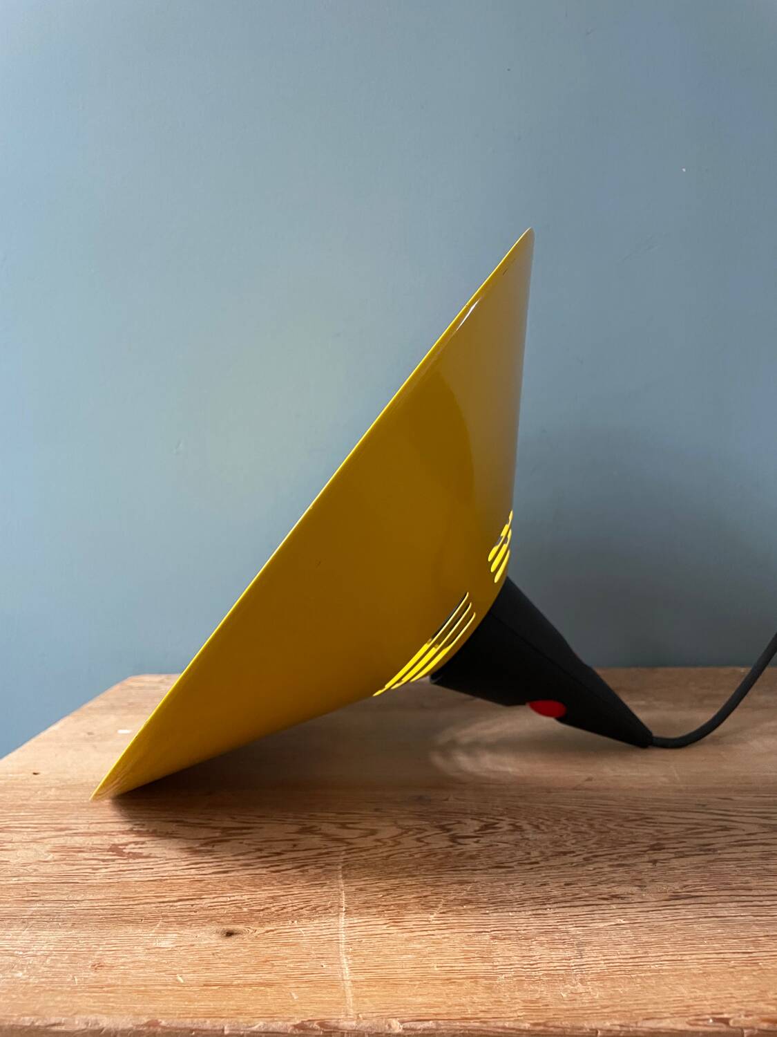 Memphis style yellow pendant light, 1980s