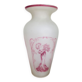 Grand vase motif Art nouveau