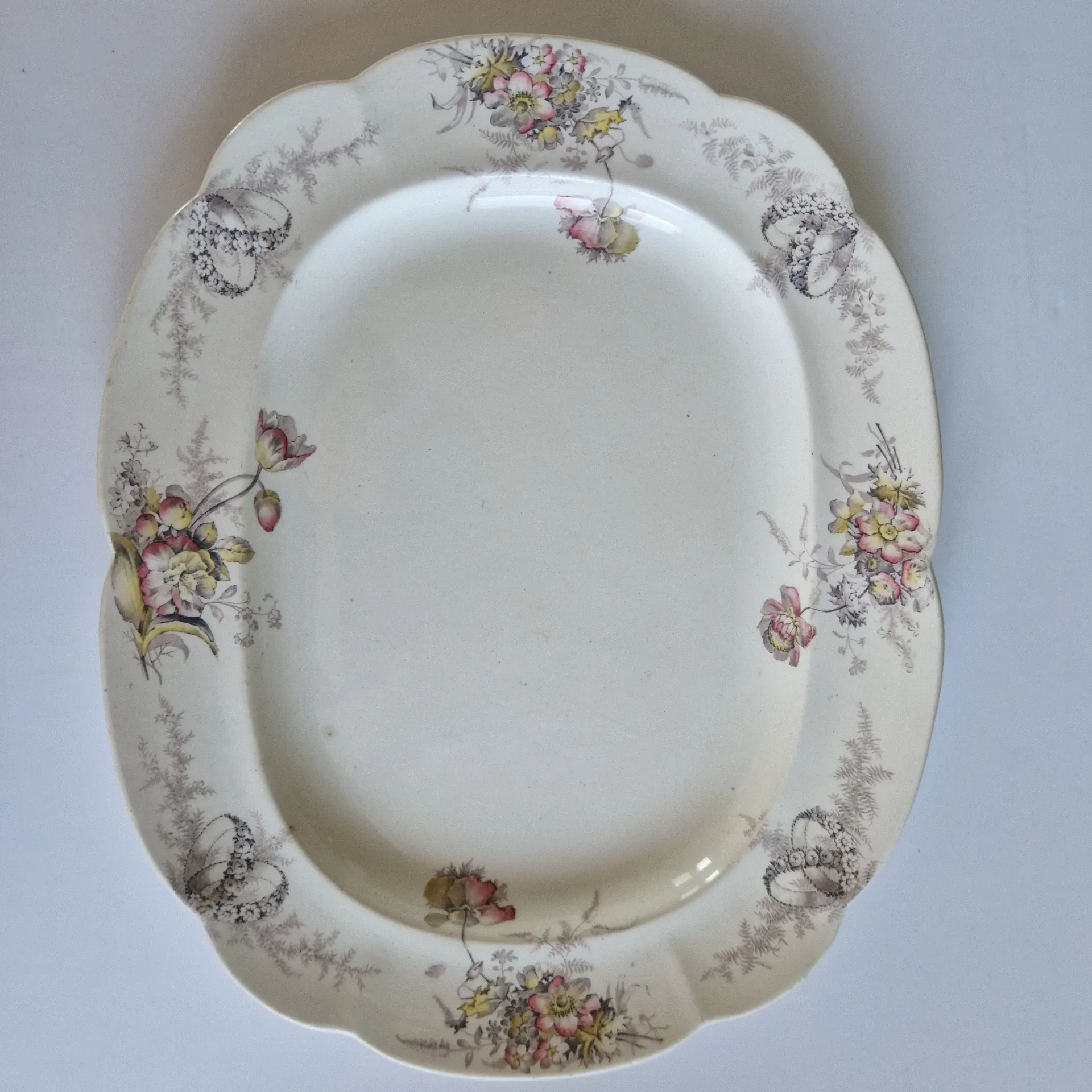 Large oval dish Cauldon Place England – Ironstone / English earthenware