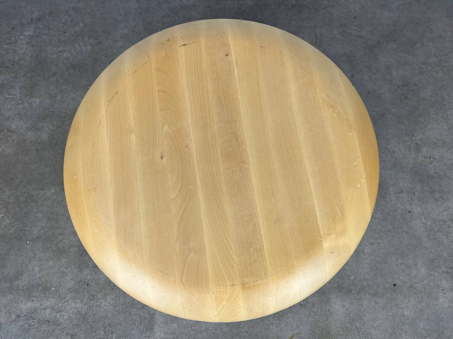 Table d’appoint Karljohan par Christian Hallerod, IKEA