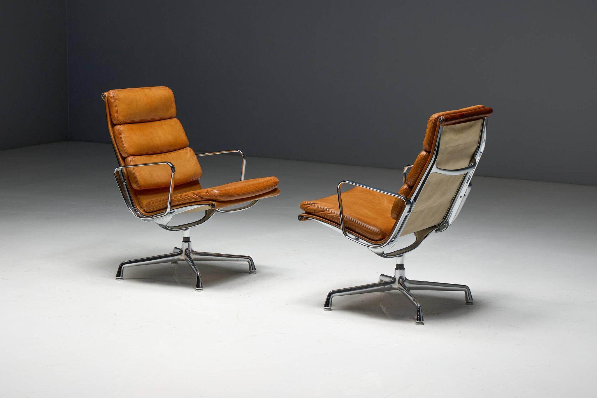 Chaise Soft Pad EA216 par Charles et Ray Eames, États-Unis, 1969