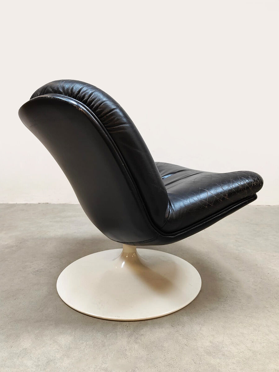 Set of vintage swivel lounge chairs 504 Artifort by Geoffrey Harcourt