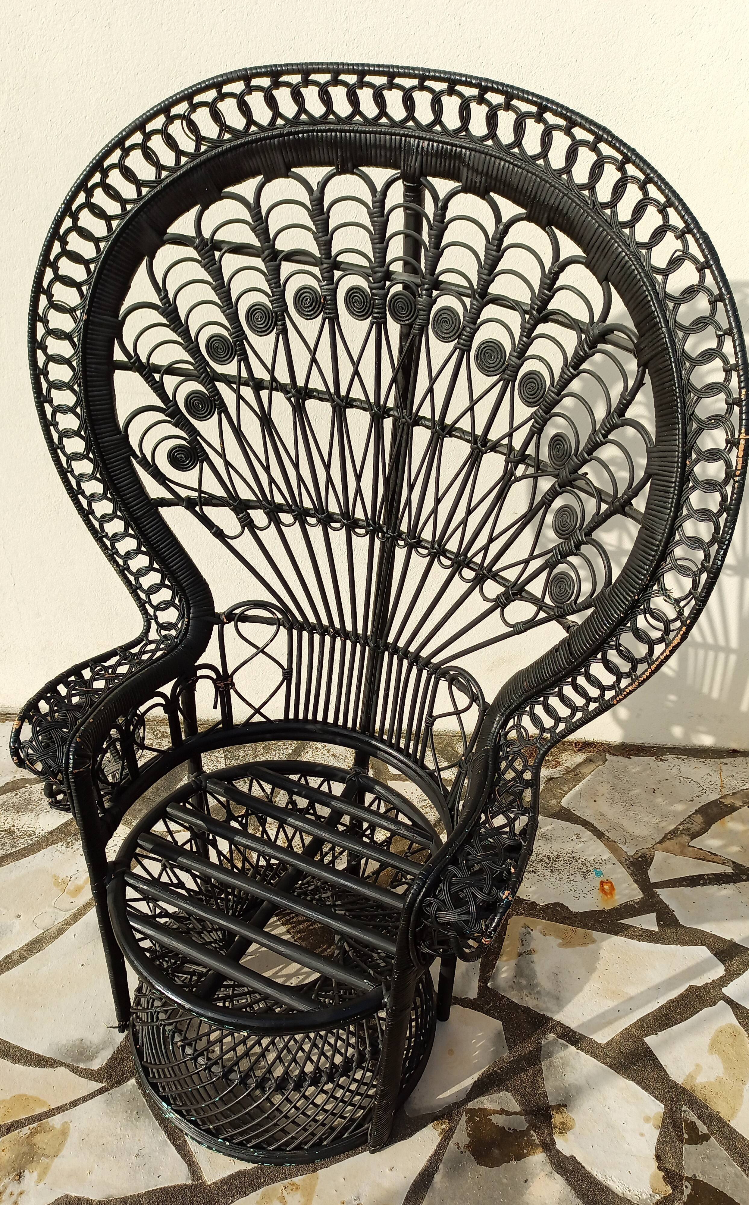 Fauteuil Emmanuelle peacock rotin