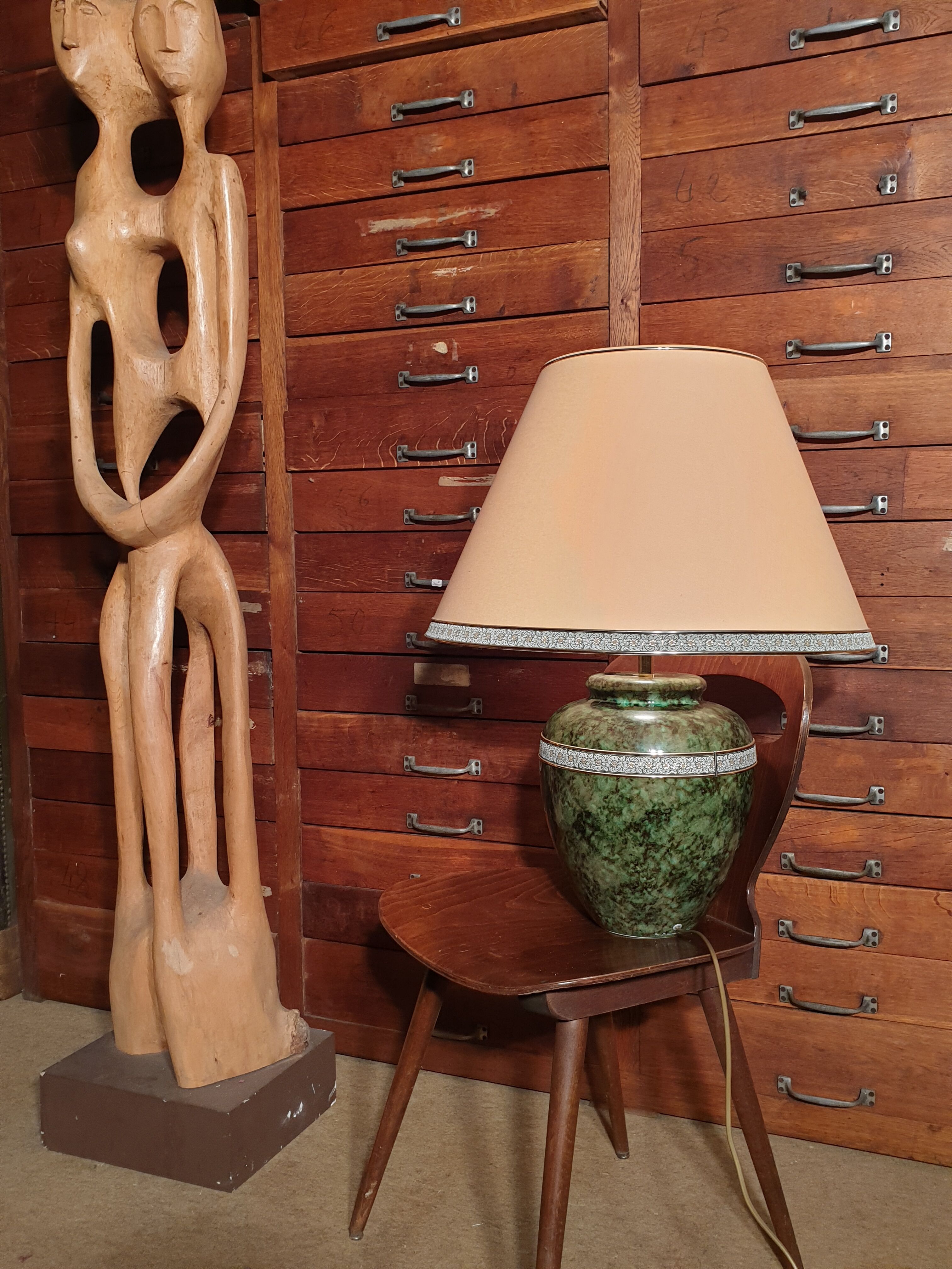 Green drimmer louis lamp
