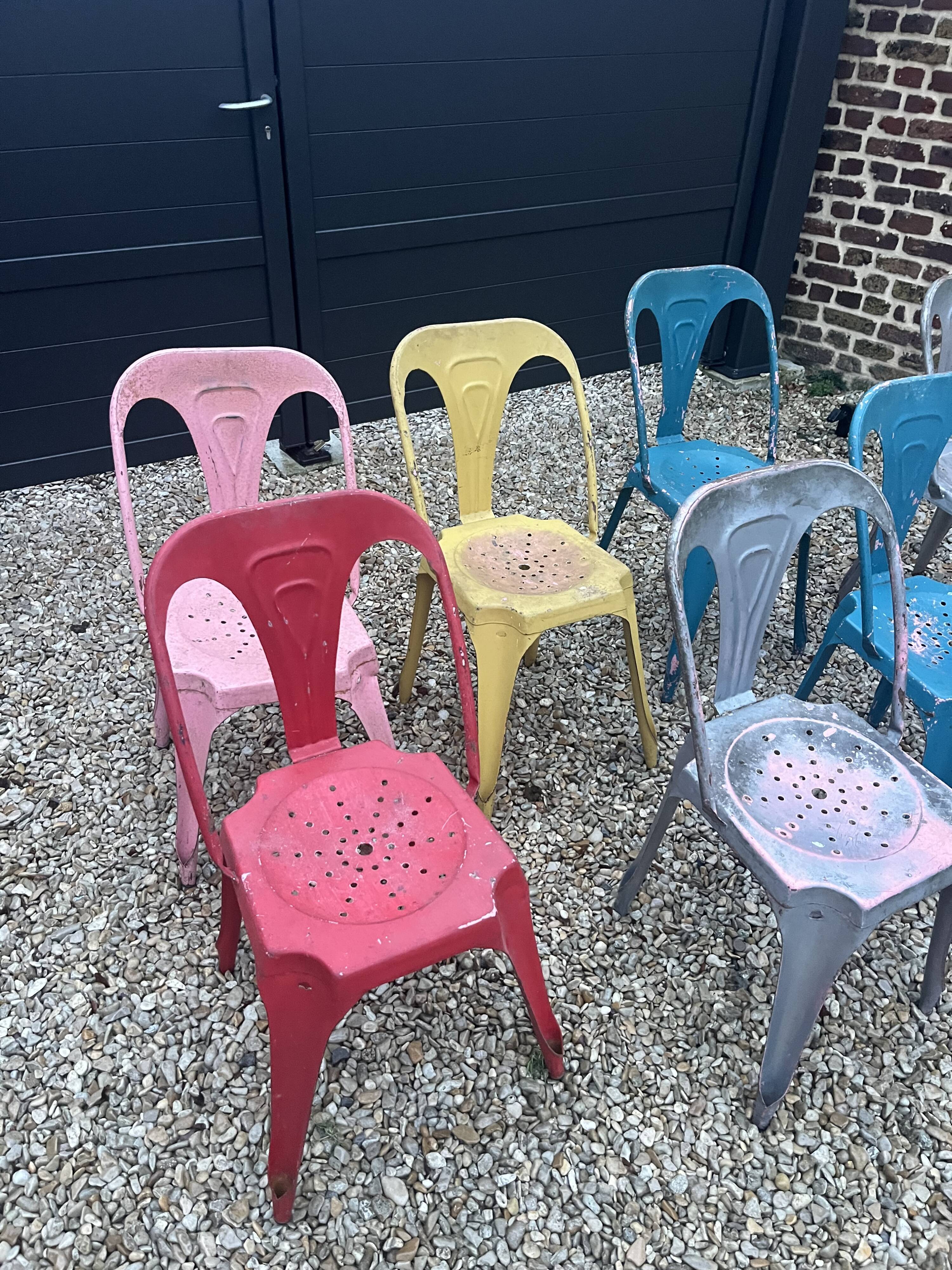 8 chaises Multipl's par Joseph Mathieu, années 50