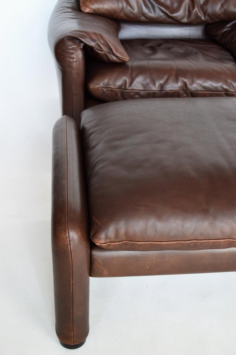 Maralunga armchair in leather & Ottoman by Vico Magistretti for Cassina 1970 s