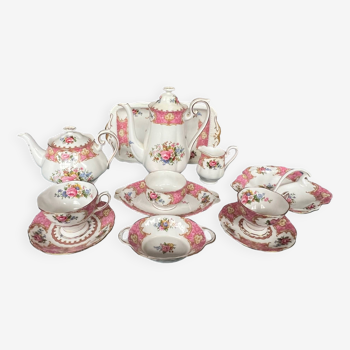 Royal Albert-Lady Carlyle. “Egoïste” tea and coffee service.