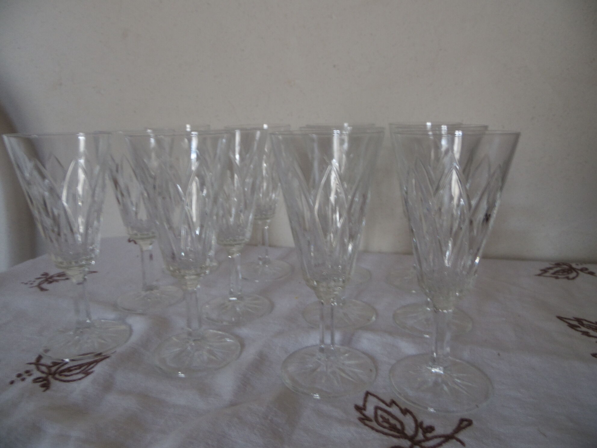 Ensemble de 6 coupes a champagne verre taillé transparent