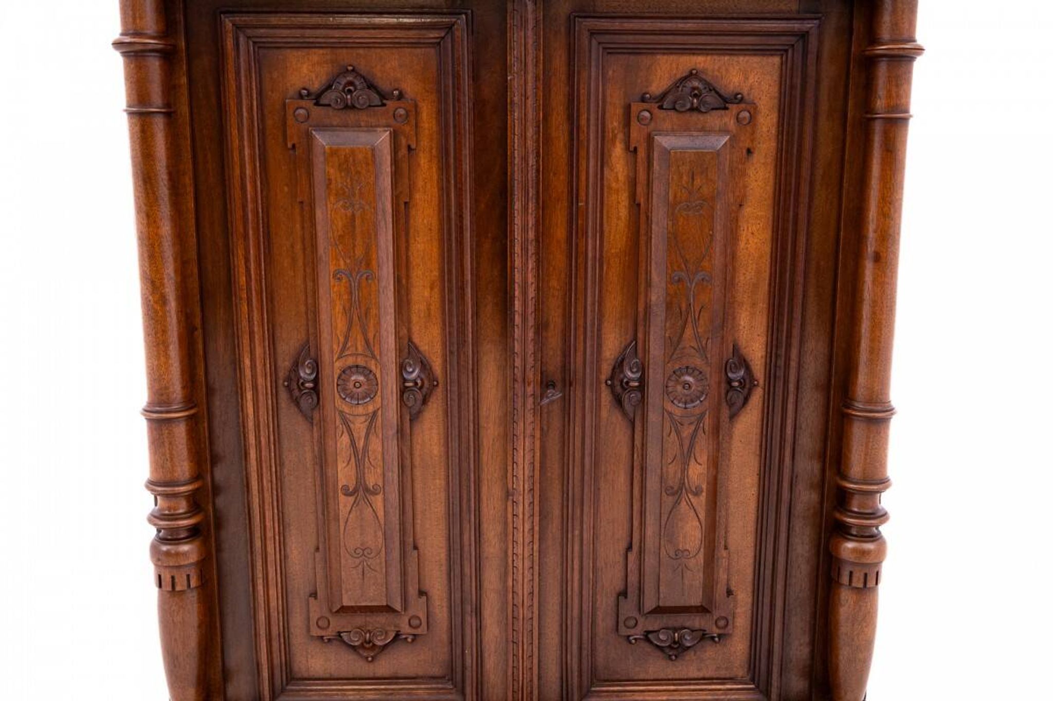 Commode éclectique, France, vers 1890. Après rénovation.