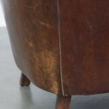 English style sheep leather club chair finished with decorative nails