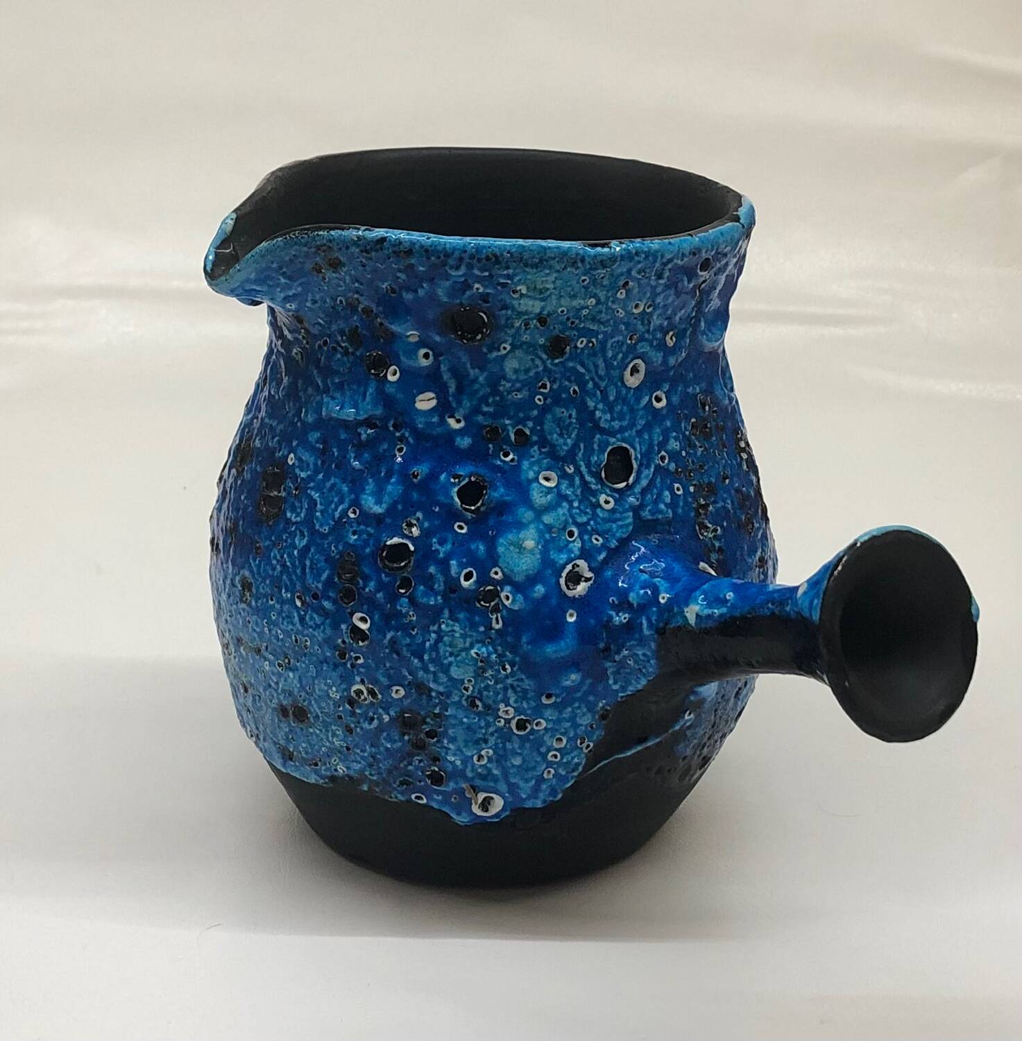 Vallauris seafoam vase