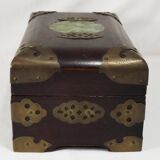 boite à bijoux chinois en bois incrusté jade
