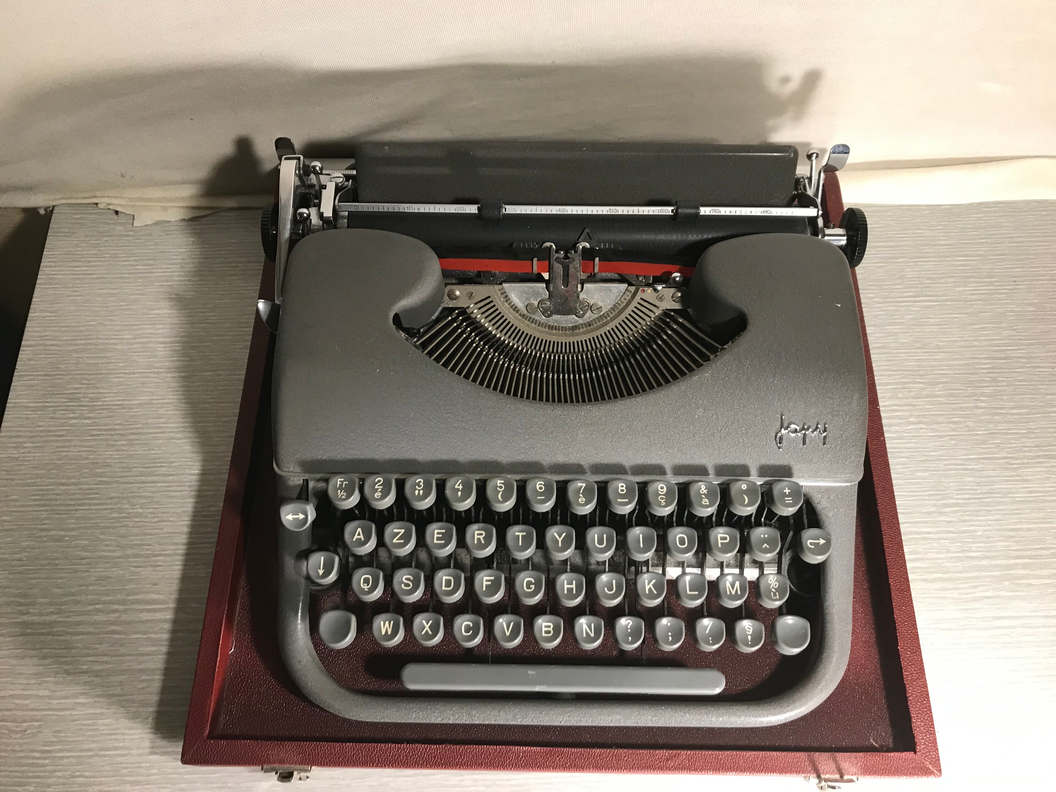 Old Japy typewriter metal grey 50's grey metal