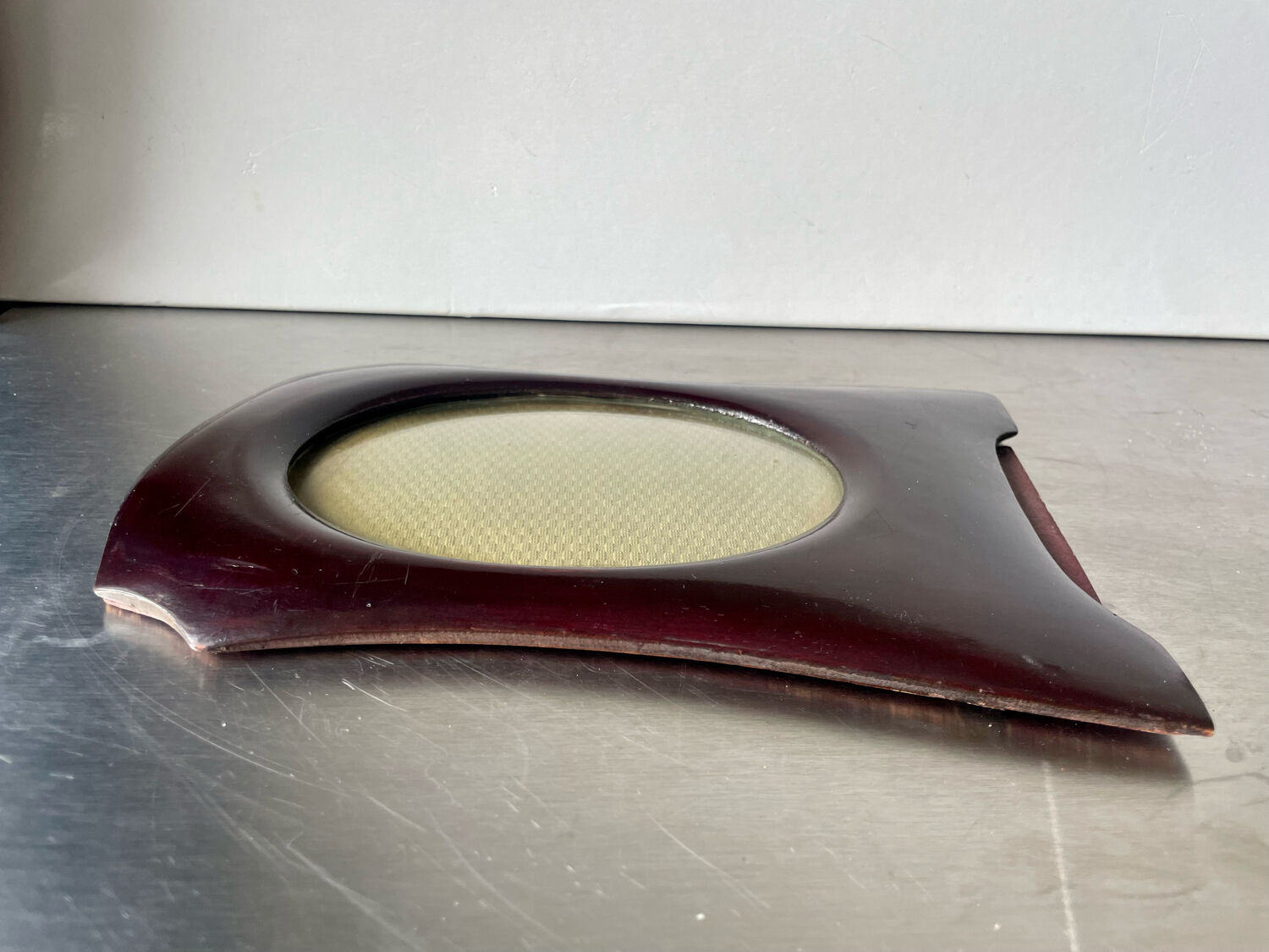 Art deco mahogany wooden frame, measurement 22.5 cm x 15 cm  convex glass  13.5 cm x 8.5 cm