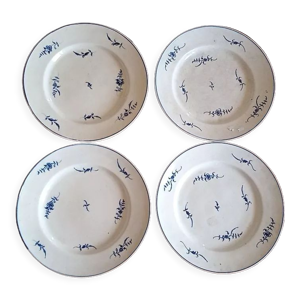 4 assiettes porcelaine