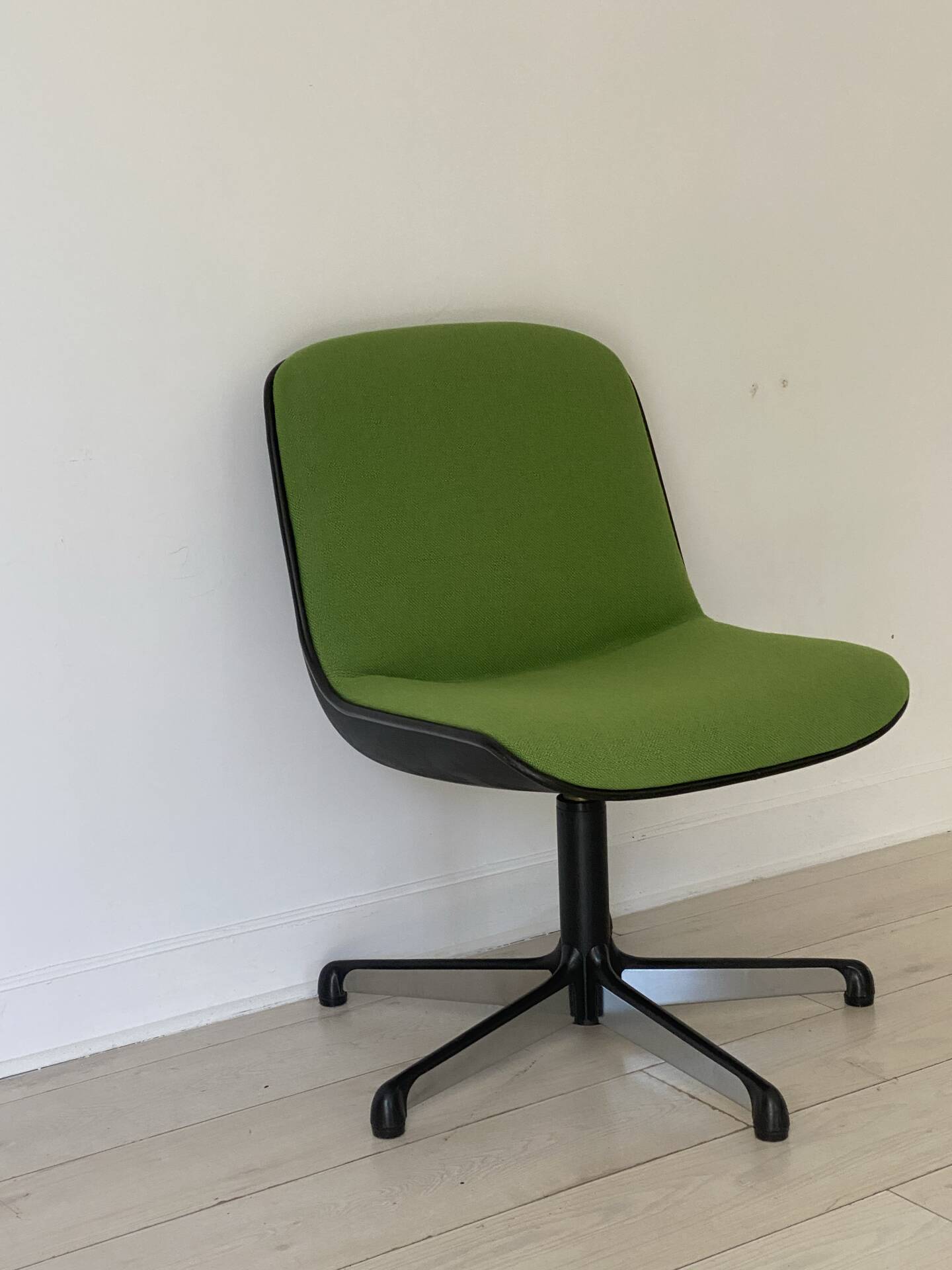 Pollock office chair
