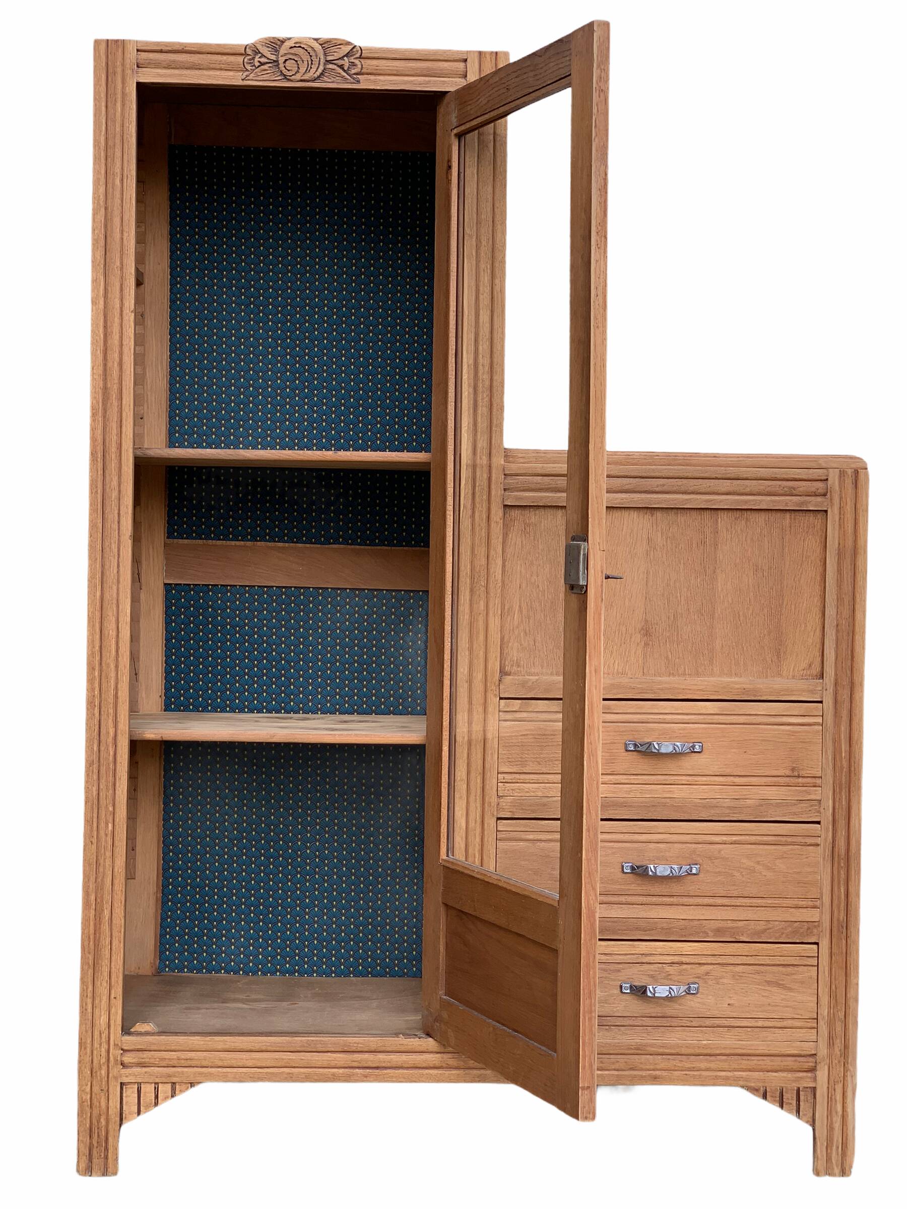 Art Deco asymmetrical glass Parisian wardrobe 1930