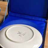 Decorative plate Güral Porselen – Turkish porcelain – Silver metal frame