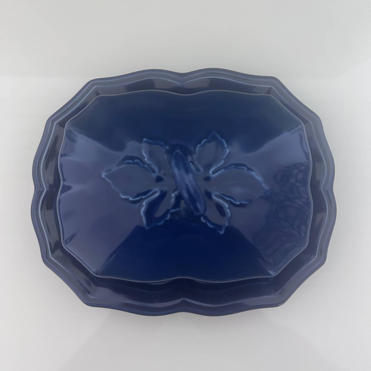 Blue Provençal butter dish