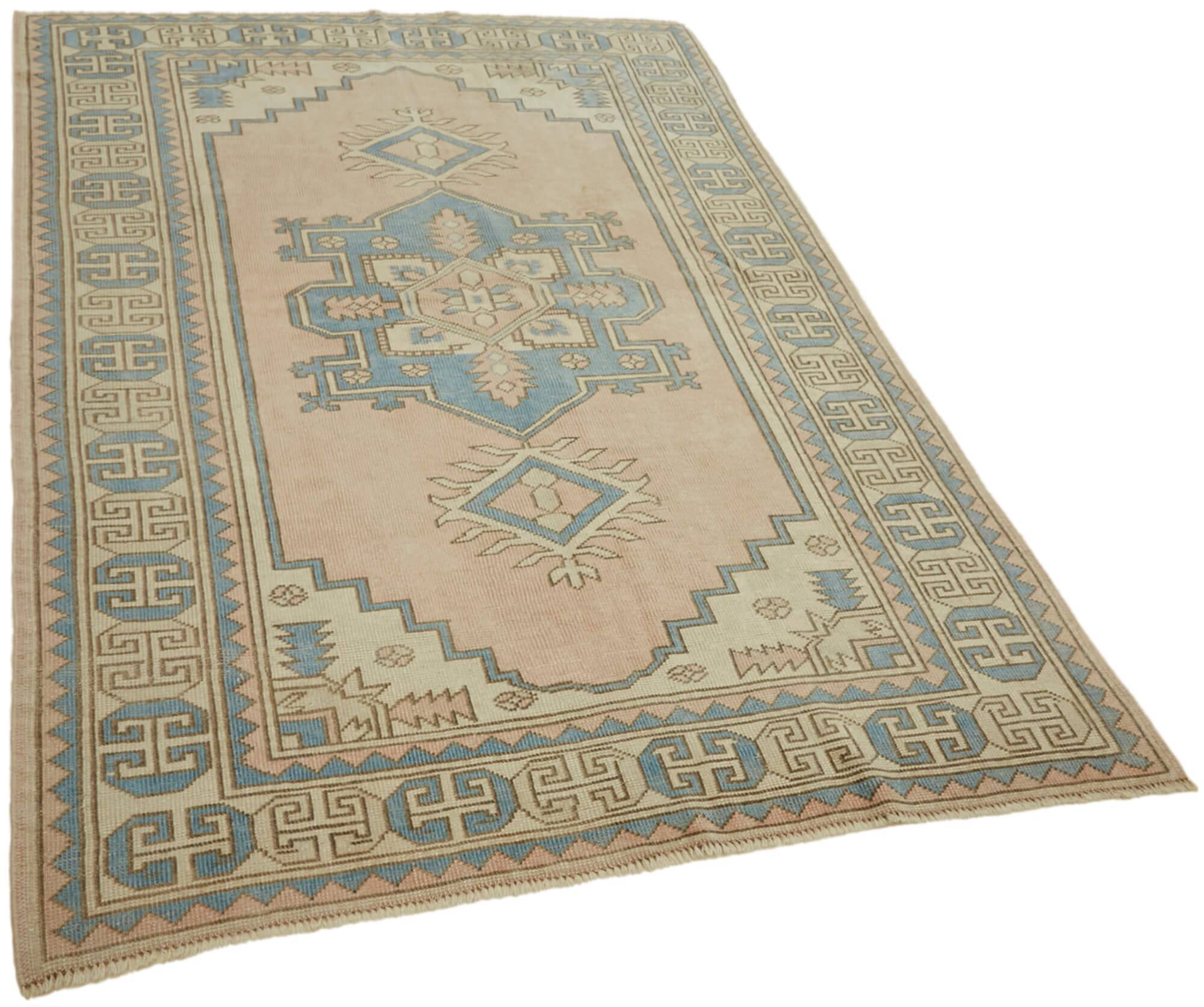 Turkish Vintage Anatolian Rug 162 cm x 226 cm