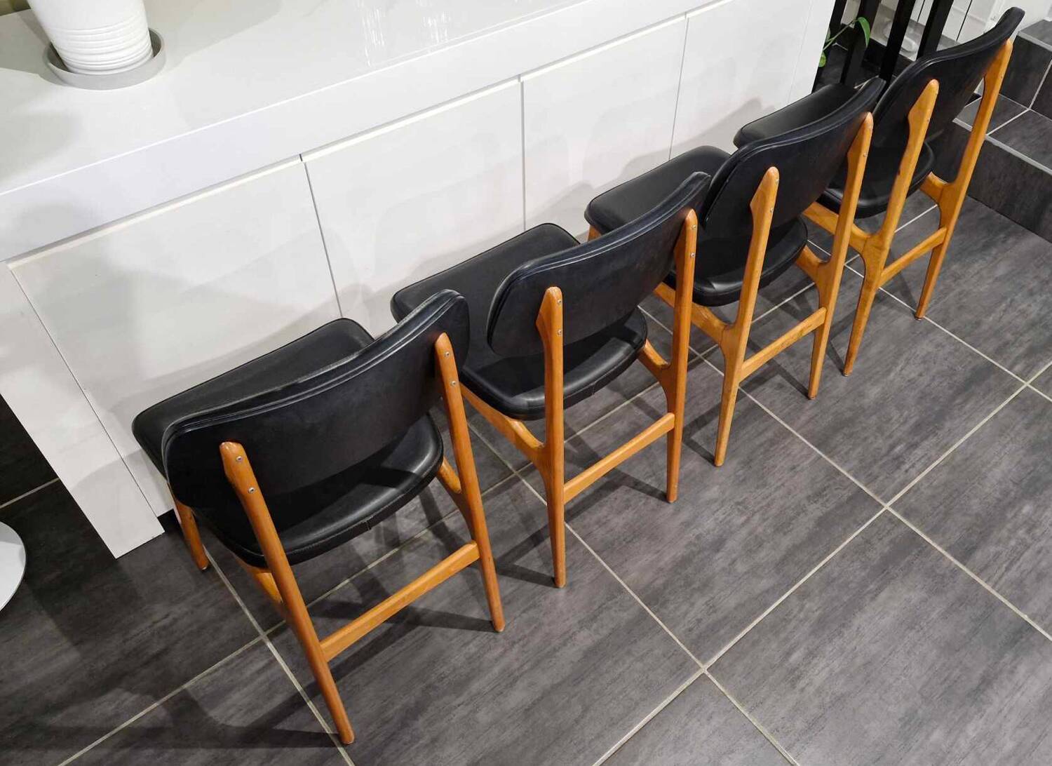 Series of 4 Scandinavian chairs, 1970s