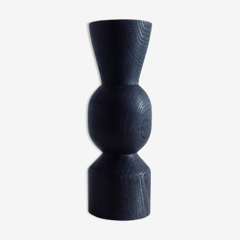 Vase en bois carbonisé