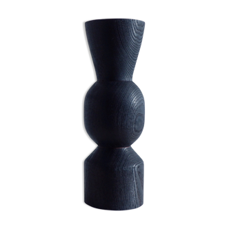 Vase en bois carbonisé