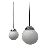 Opaline ball suspensions