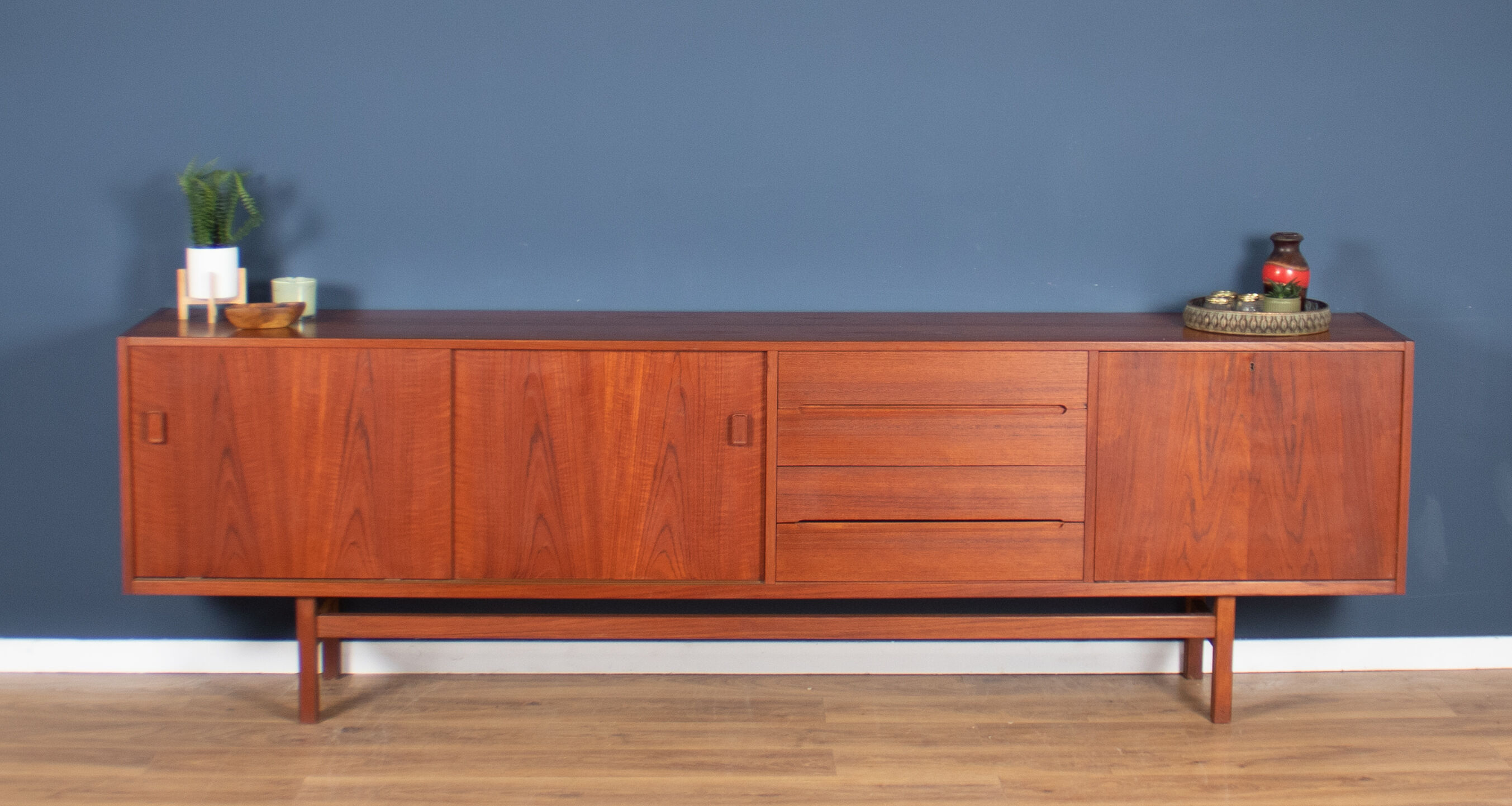 Aril Grande sideboard by Nils Jonsson for Hugo Troeds 1960s