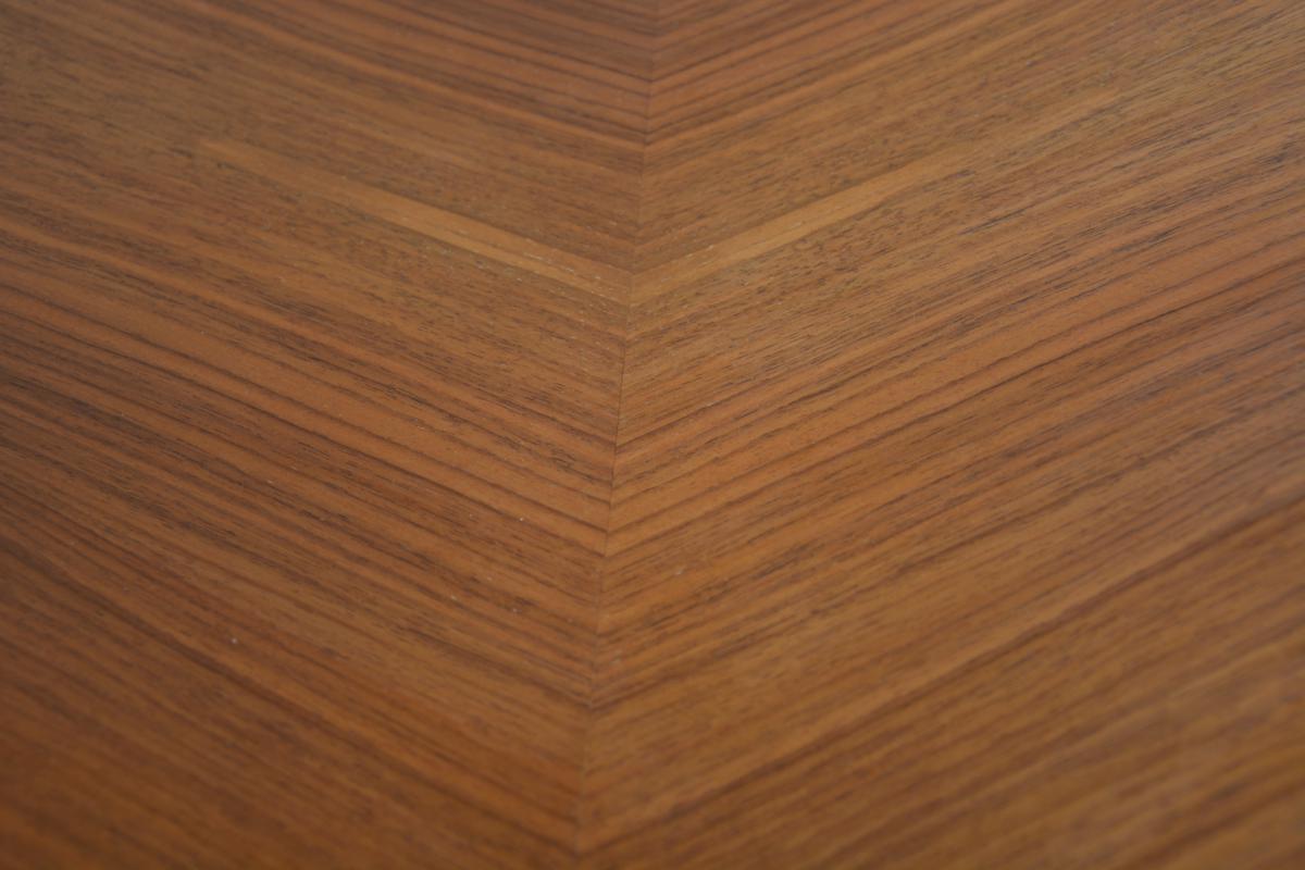 Coffee table 'boomerang' free-form dating back to the 1960s