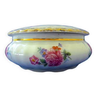 Bonbonnière en porcelaine de Limoges à décor floral et rehauts d'or