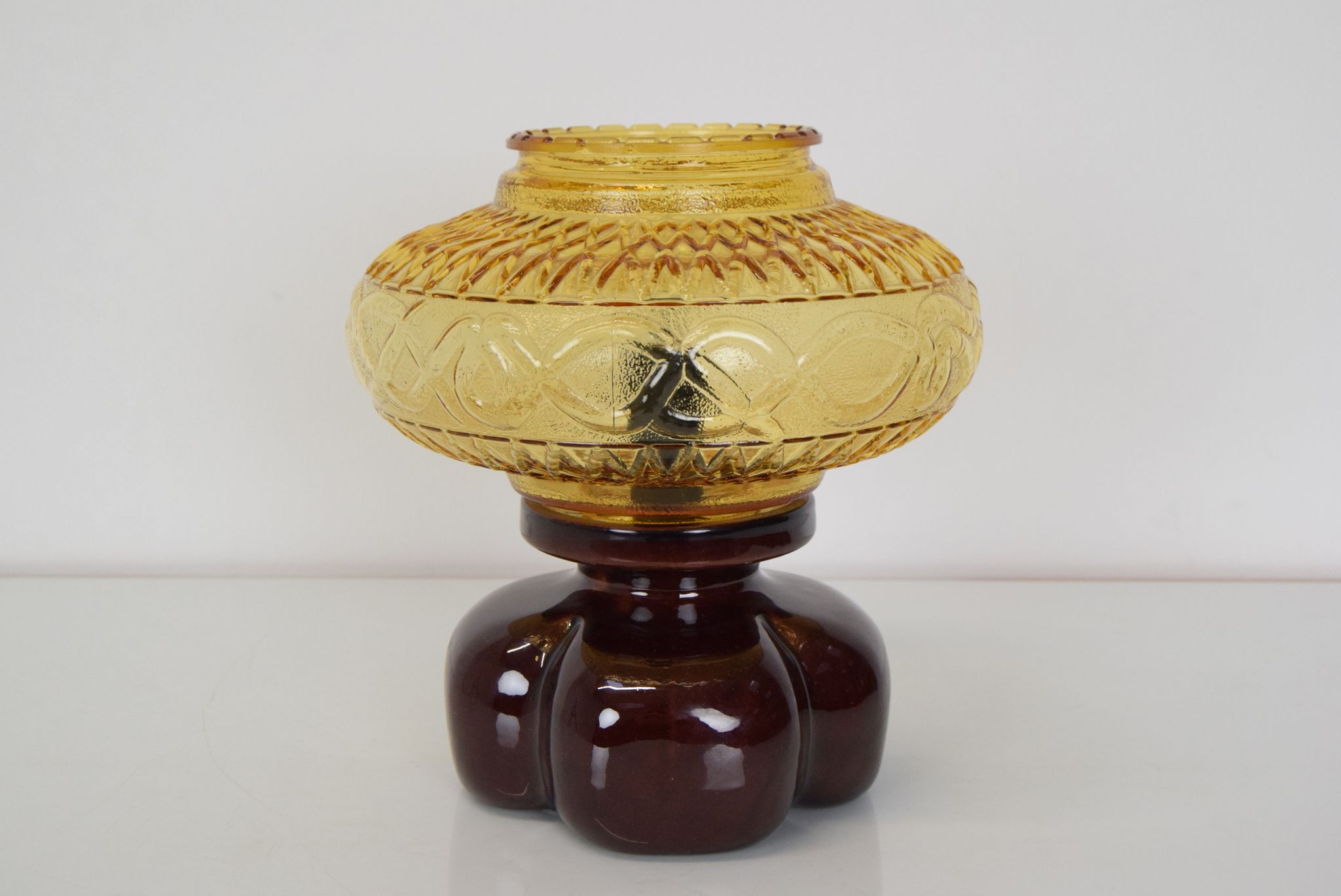 Lampe de table en céramique du milieu du siècle années 1960.