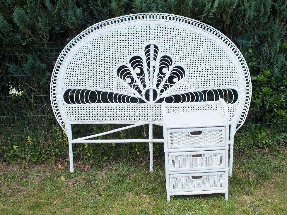 Peacock white rattan headboard 140 + chest
