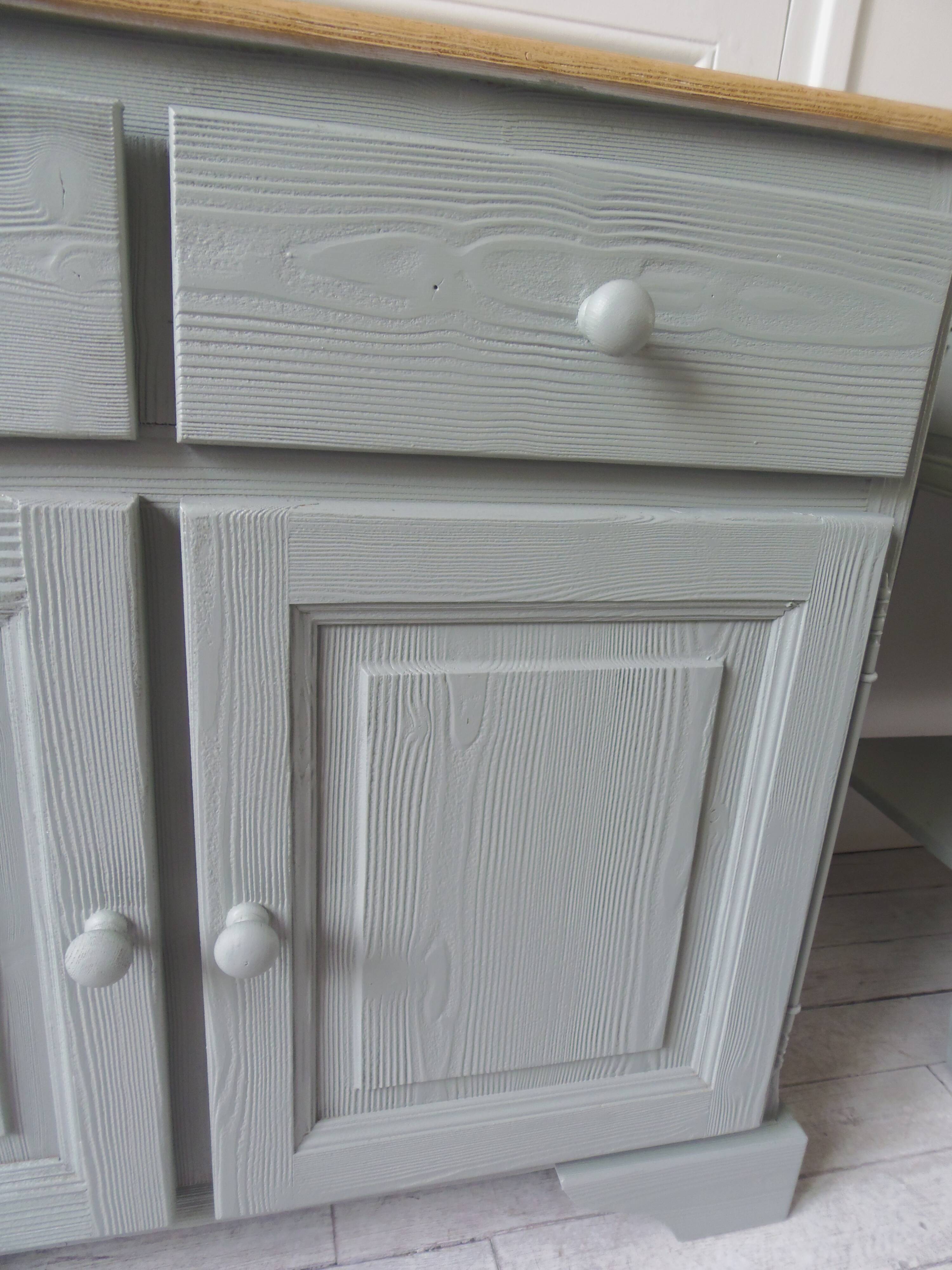 Compact sideboard with 2 drawers, 2 doors re-enchanted in grey-green.