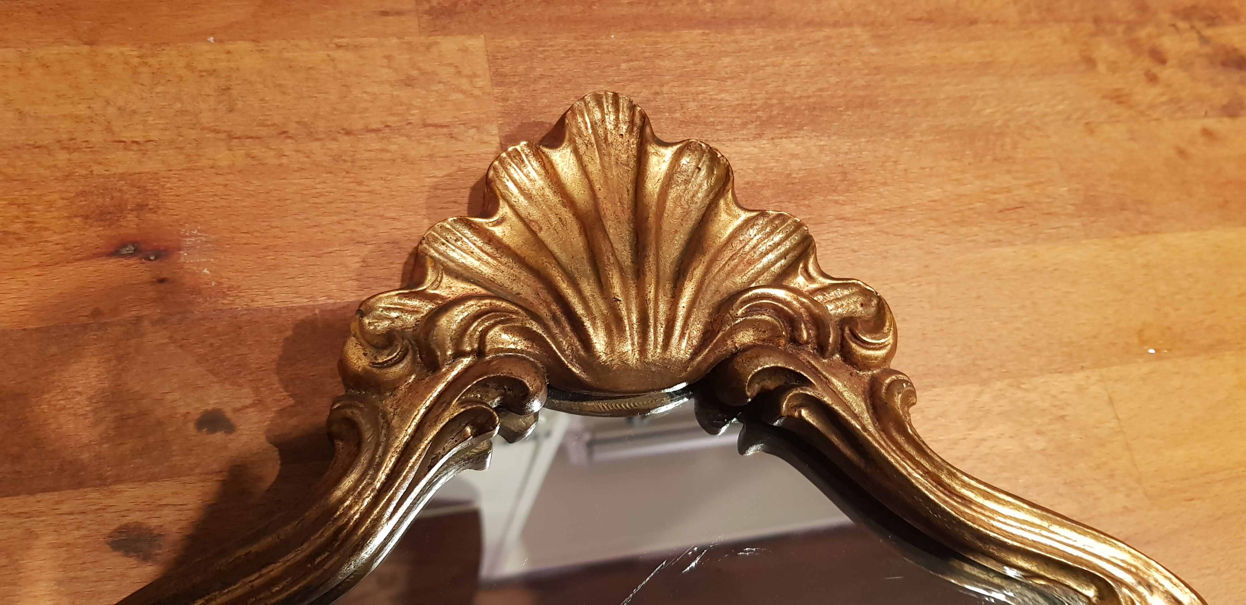 Miroir doré style rocaille 30x45cm