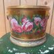 Cache-pot porcelain from Paris, rose decoration on a golden background, Empire style.