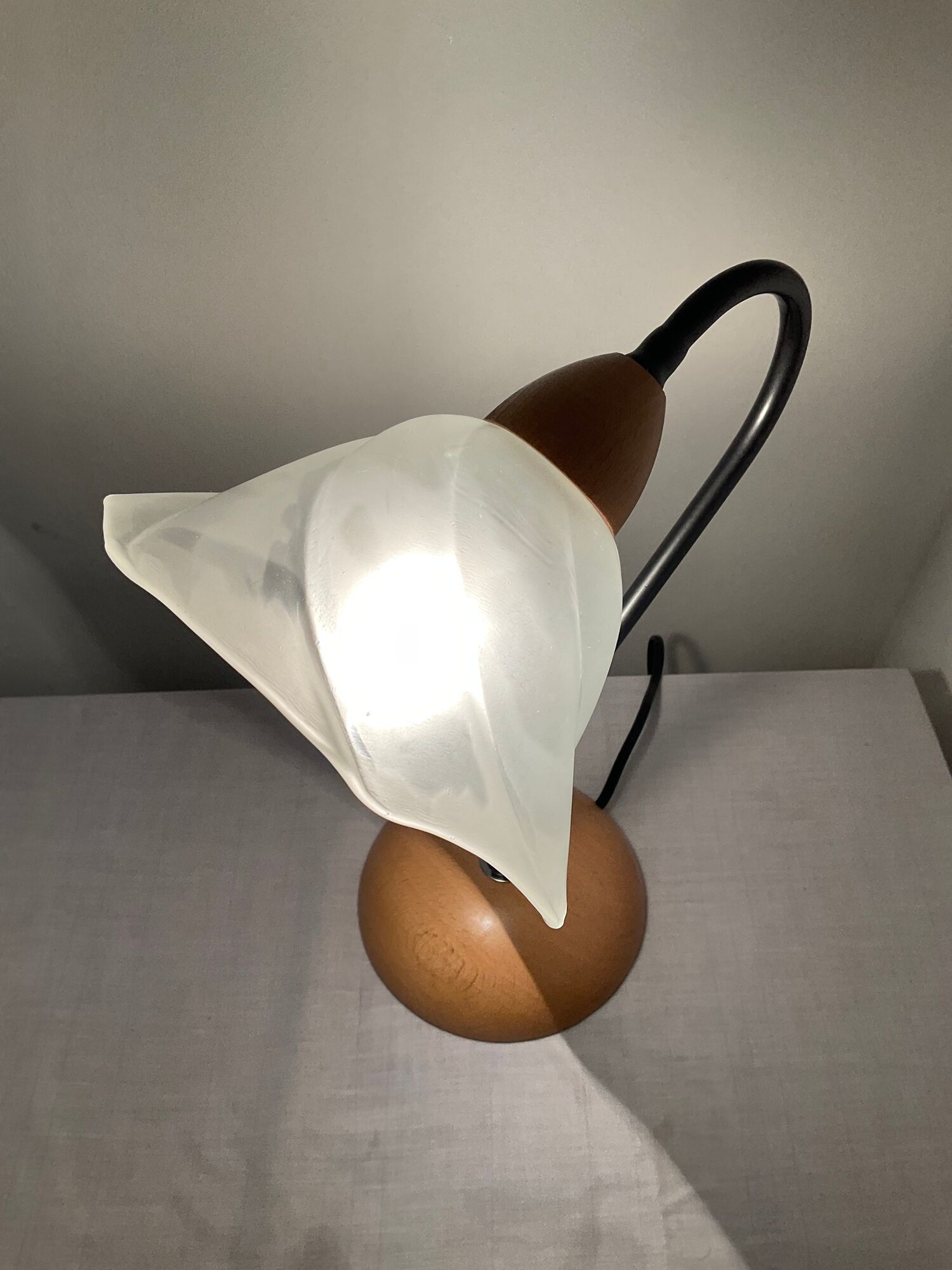 Vintage lamp from the 80s in wood and metal
