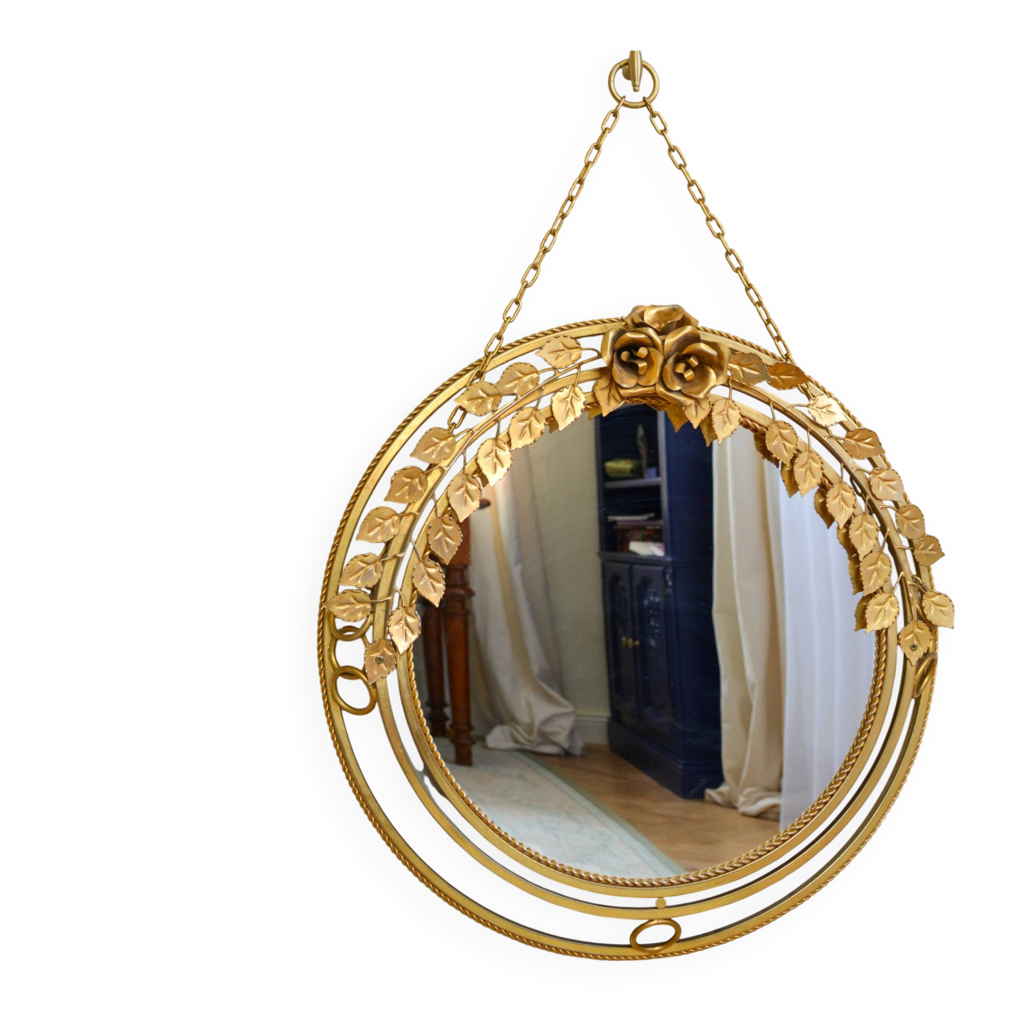 Vintage round illuminated mirror in gold metal with rose decoration.