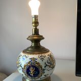 Ancienne lampe en faience de Gien décor renaissance 1876