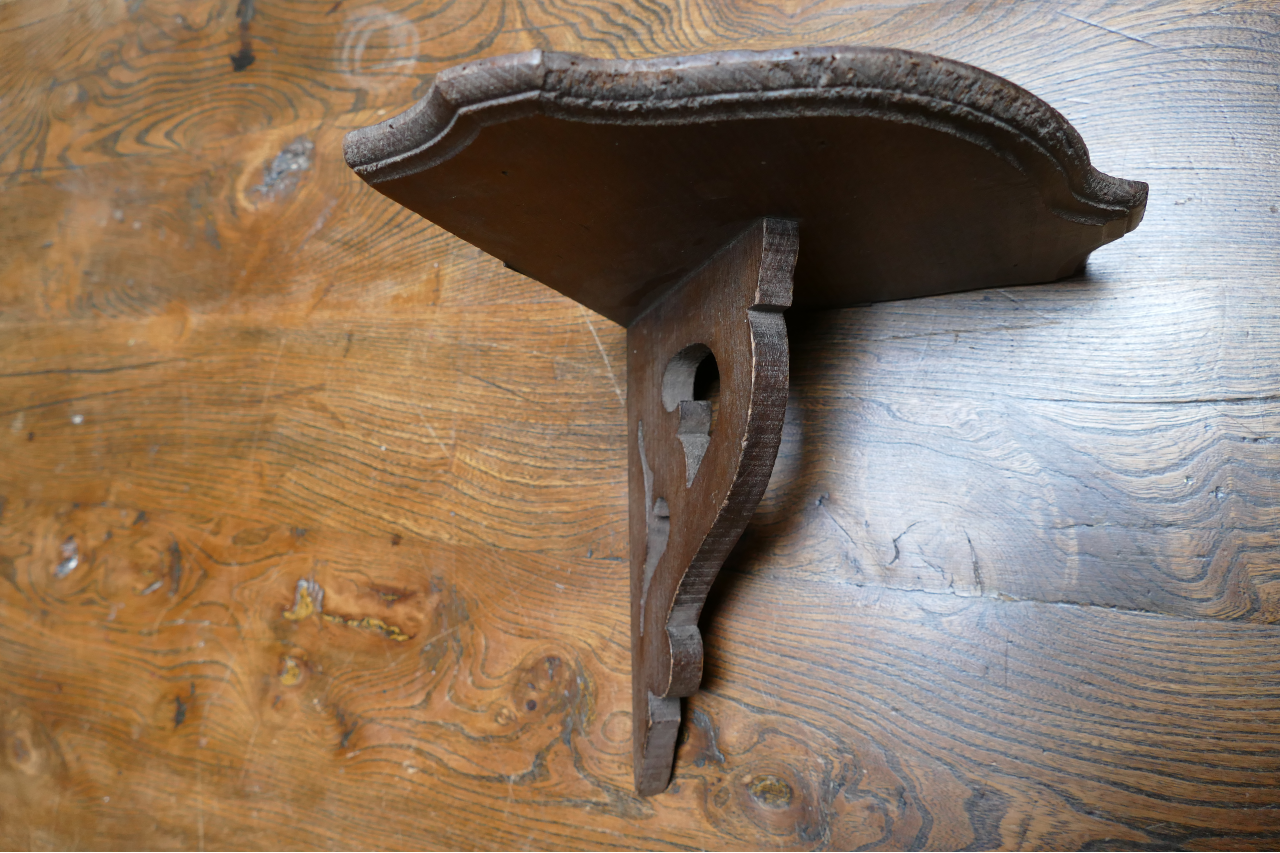 Wall console