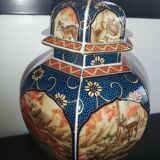 Japanese porcelain potiche