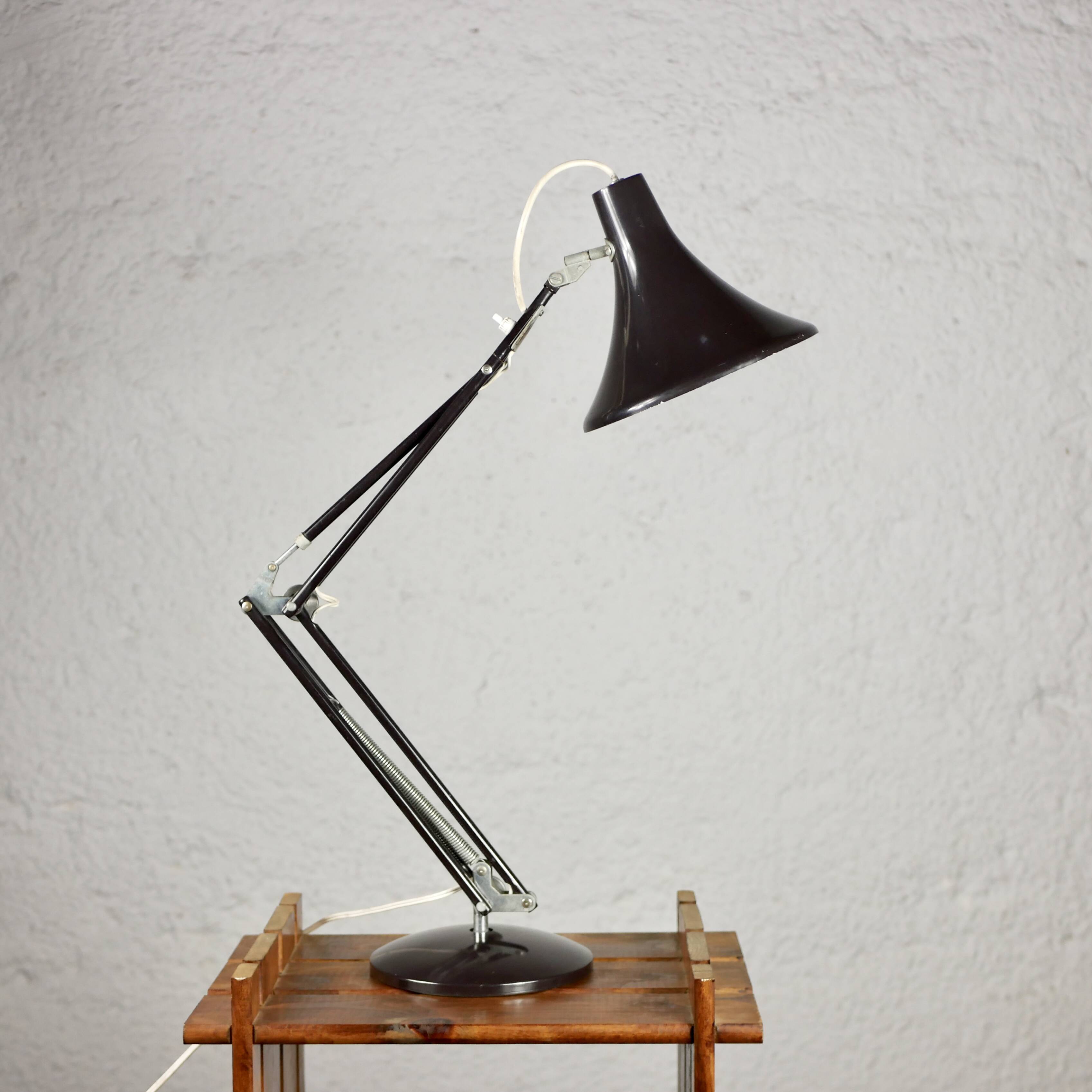 Articulated desk lamp from the 70s