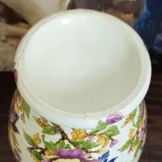 Important porcelain vase with floral decoration – Asian style – 20th century