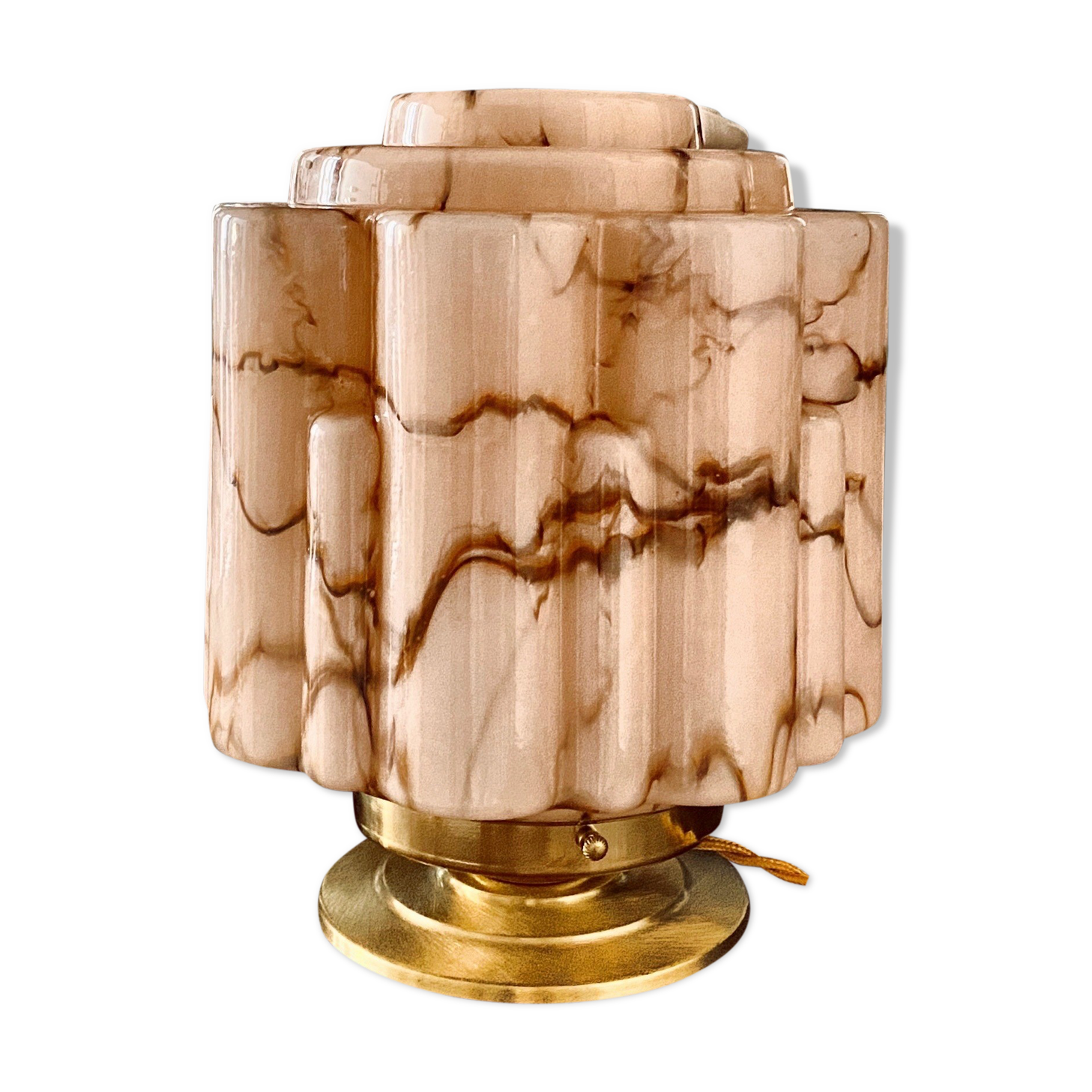Lamp globe art deco in pink marbled opaline