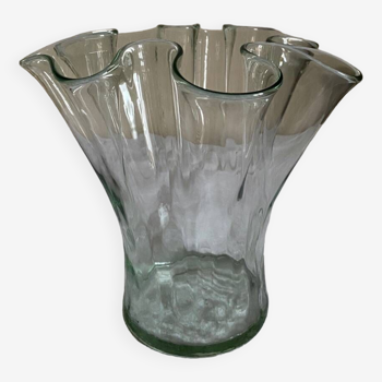 Vase « mouchoir » en verre